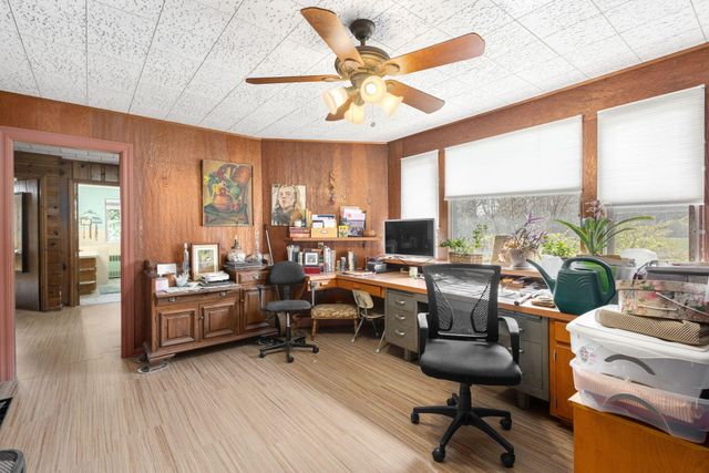525 Prospect Street, South Haven, MI 49090