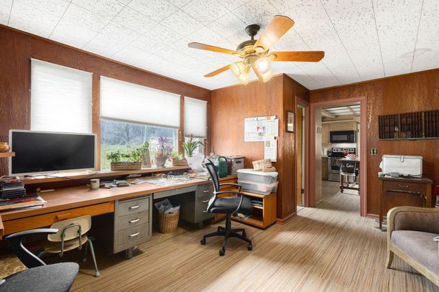 525 Prospect Street, South Haven, MI 49090