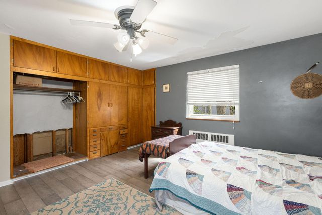 525 Prospect Street, South Haven, MI 49090