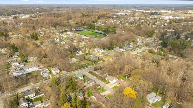 525 Prospect Street, South Haven, MI 49090