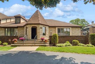 2213 SUNRISE DRIVE, Appleton, WI 54914
