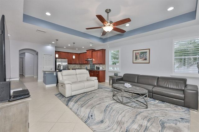 2417 RICHMOND GREENS COURT 5, Sun City Center, FL 33573