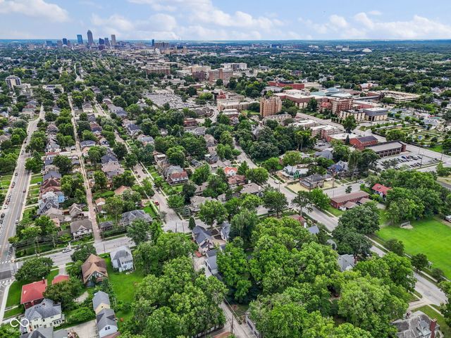 122 E 32nd Street, Indianapolis, IN 46205