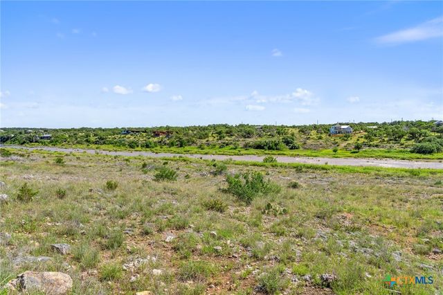 620 Rio Vista Road, Johnson City, TX 78636