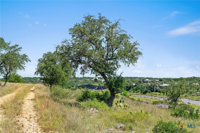 620 Rio Vista Road, Johnson City, TX 78636