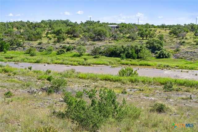 620 Rio Vista Road, Johnson City, TX 78636
