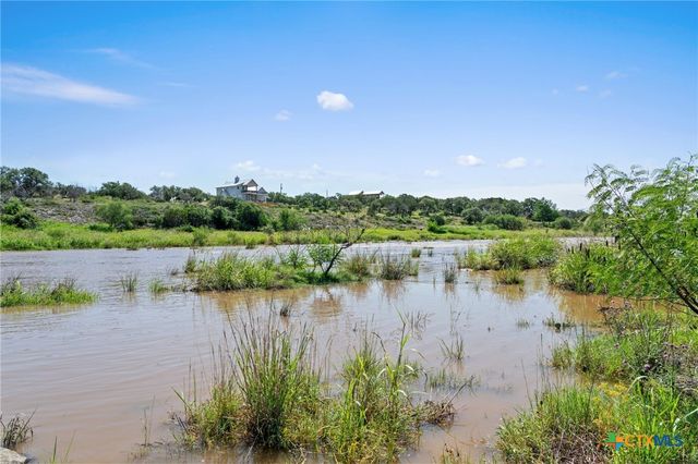620 Rio Vista Road, Johnson City, TX 78636