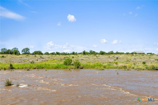 620 Rio Vista Road, Johnson City, TX 78636
