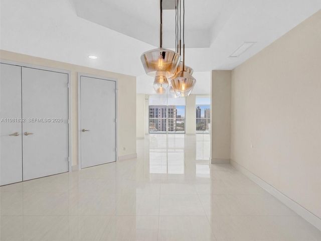 17301 Biscayne Blvd 2301, North Miami Beach, FL 33160