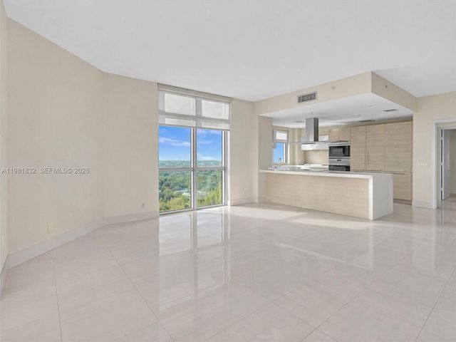 17301 Biscayne Blvd 2301, North Miami Beach, FL 33160