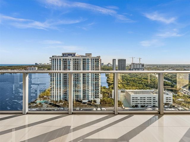 17301 Biscayne Blvd 2301, North Miami Beach, FL 33160