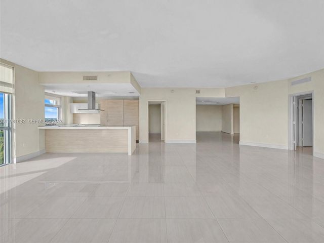 17301 Biscayne Blvd 2301, North Miami Beach, FL 33160