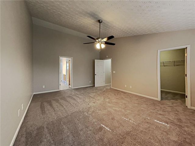 227 Weatherstone Pointe Drive, Woodstock, GA 30188