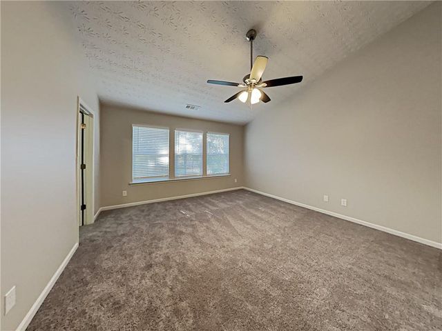 227 Weatherstone Pointe Drive, Woodstock, GA 30188