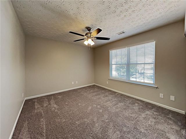 227 Weatherstone Pointe Drive, Woodstock, GA 30188