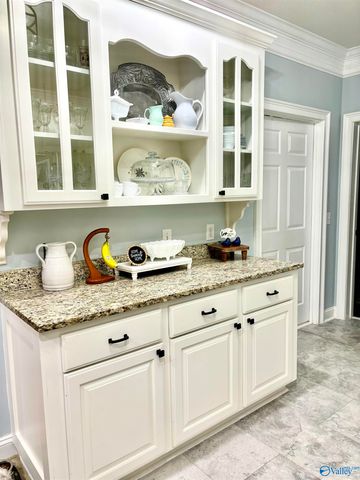 288 County Road 421, Boaz, AL 35957