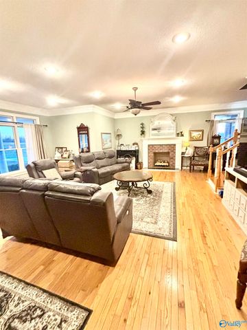 288 County Road 421, Boaz, AL 35957