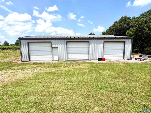 288 County Road 421, Boaz, AL 35957
