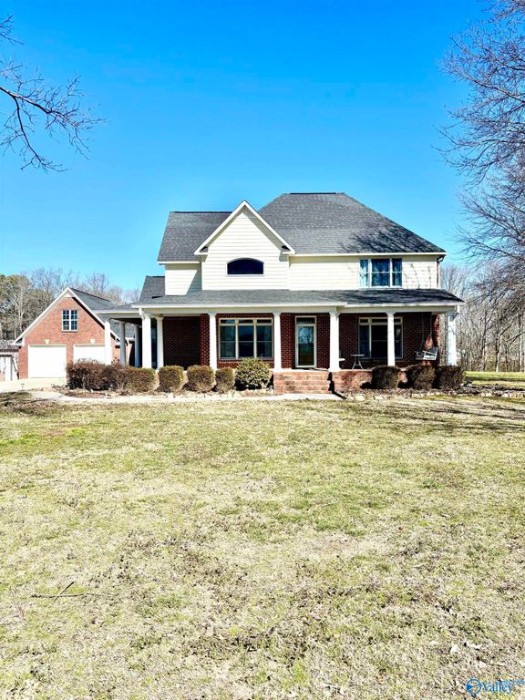 288 County Road 421, Boaz, AL 35957