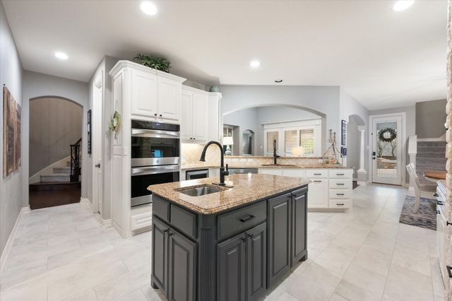 3205 Wildpointe Court, Mansfield, TX 76063