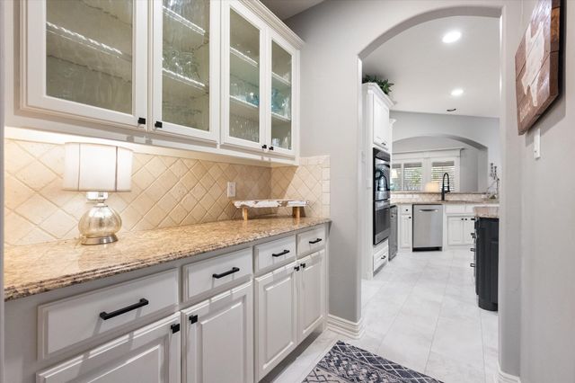 3205 Wildpointe Court, Mansfield, TX 76063