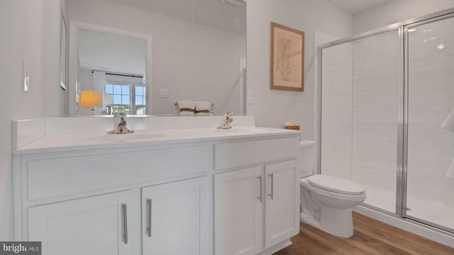 8 WHALER DR, Runnemede, NJ 08078