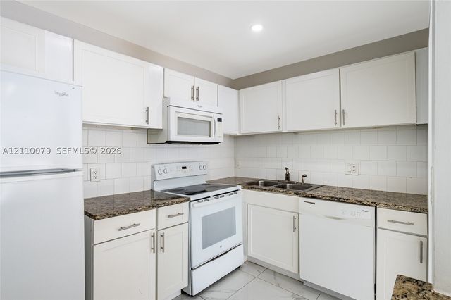 4106 NW 88th Ave 3, Coral Springs, FL 33065