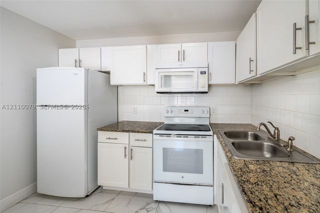 4106 NW 88th Ave 3, Coral Springs, FL 33065