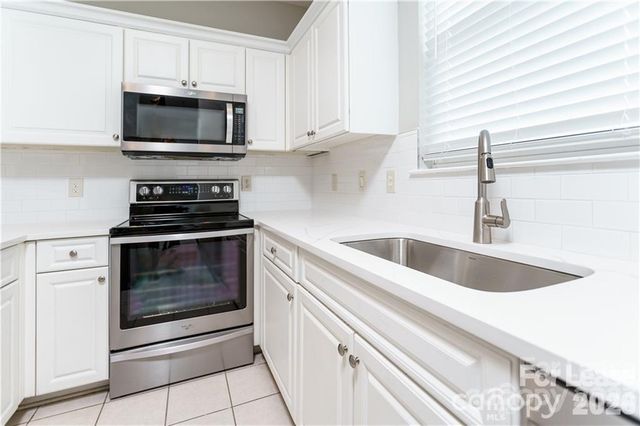 14254 Richmond Park Avenue, Charlotte, NC 28277