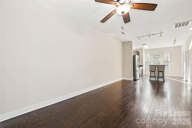 732 Seigle Point Drive, Charlotte, NC 28204