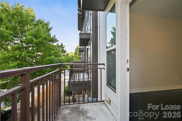 732 Seigle Point Drive, Charlotte, NC 28204