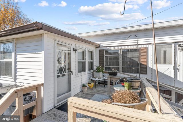 5372 MCCLEARY DR, Chincoteague Island, VA 23336