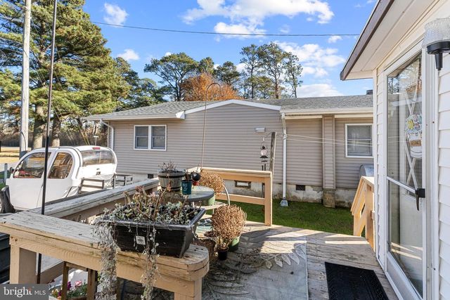 5372 MCCLEARY DR, Chincoteague Island, VA 23336