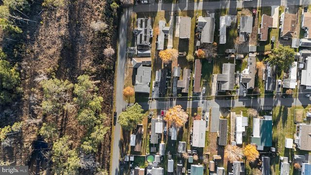 5372 MCCLEARY DR, Chincoteague Island, VA 23336