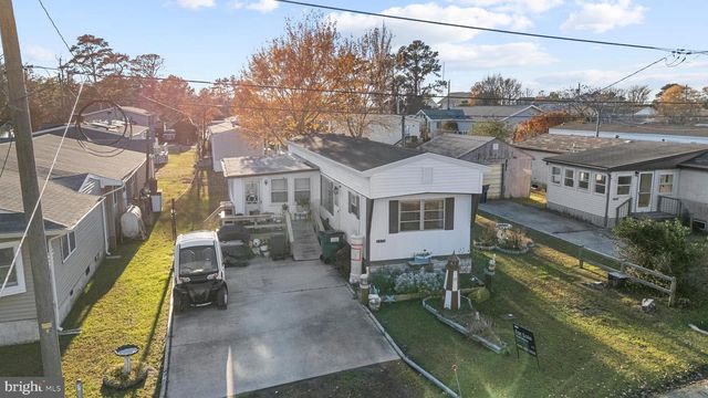 5372 MCCLEARY DR, Chincoteague Island, VA 23336