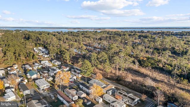 5372 MCCLEARY DR, Chincoteague Island, VA 23336