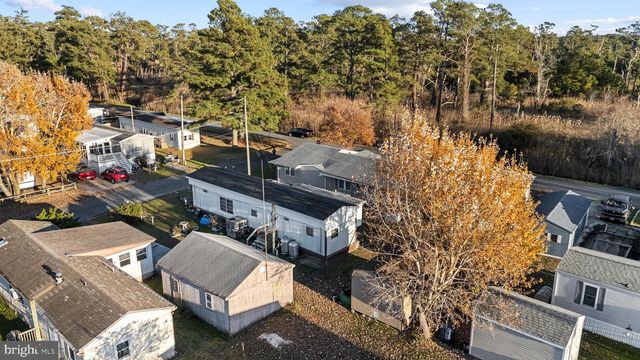 5372 MCCLEARY DR, Chincoteague Island, VA 23336