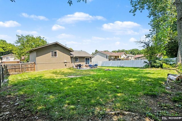 12671 Crown Point Avenue, Omaha, NE 68164
