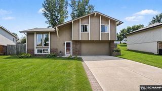 12671 Crown Point Avenue, Omaha, NE 68164