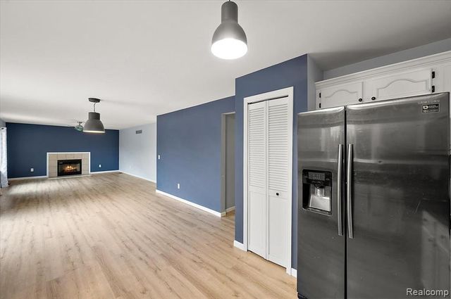 21209 Clear Creek Boulevard, Clinton Township, MI 48036