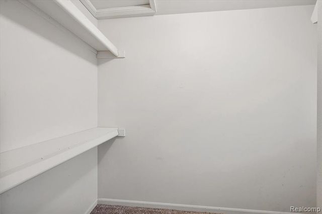 21209 Clear Creek Boulevard, Clinton Township, MI 48036