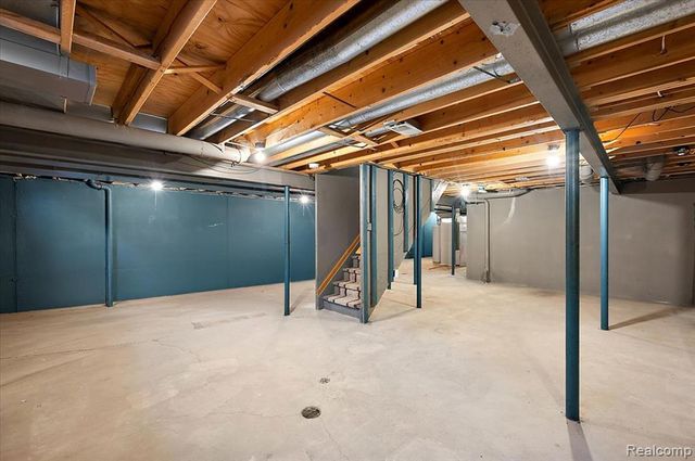 21209 Clear Creek Boulevard, Clinton Township, MI 48036