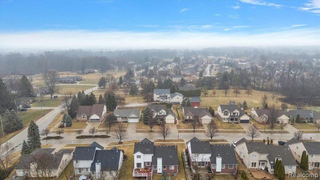 21209 Clear Creek Boulevard, Clinton Township, MI 48036