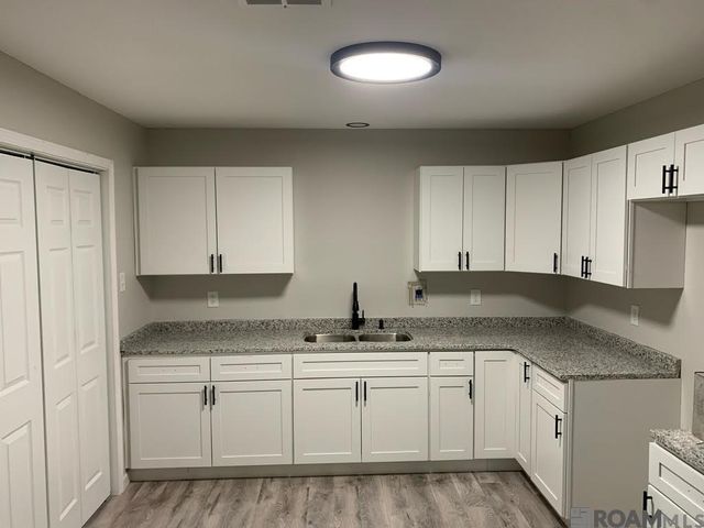 3605 Thomas Dr, Houma, LA 70363