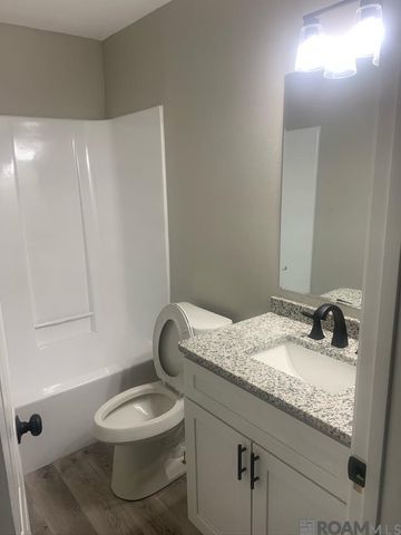 3605 Thomas Dr, Houma, LA 70363