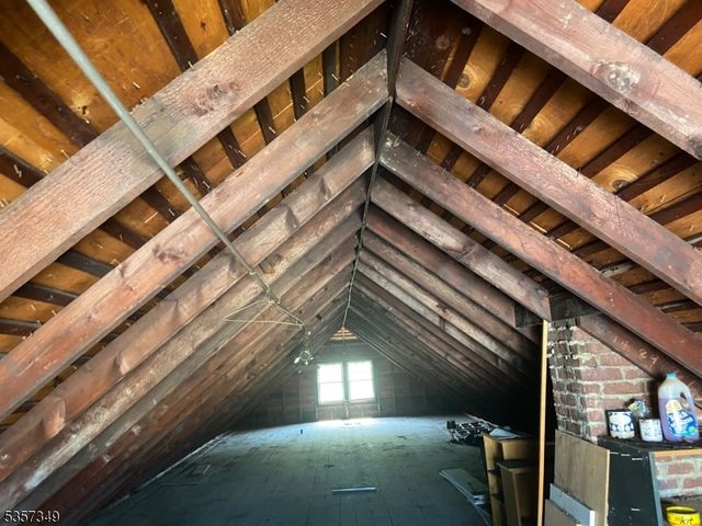 944 Madison Ave, Elizabeth City, NJ 07201