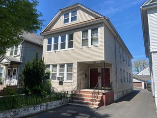 944 Madison Ave, Elizabeth City, NJ 07201