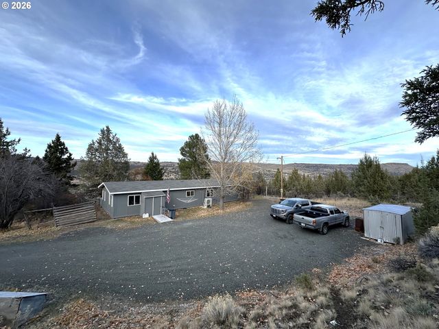 60108 EASTSIDE Ln, John Day, OR 97845