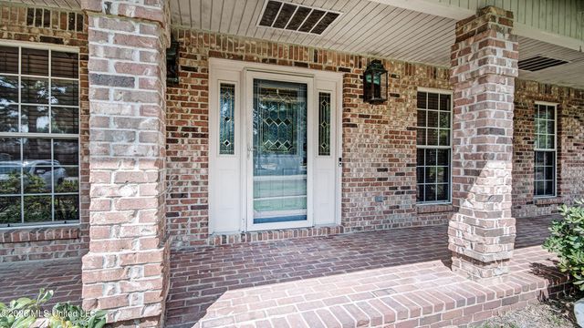 411 S Church Street, Florence, MS 39073