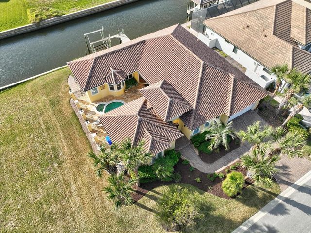 88 HIDDEN COVE, Flagler Beach, FL 32136